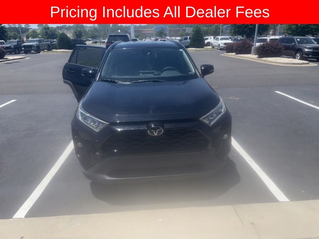 2020 Toyota RAV4 XLE