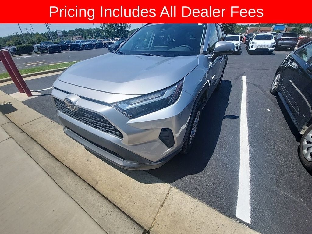 2023 Toyota RAV4 XLE