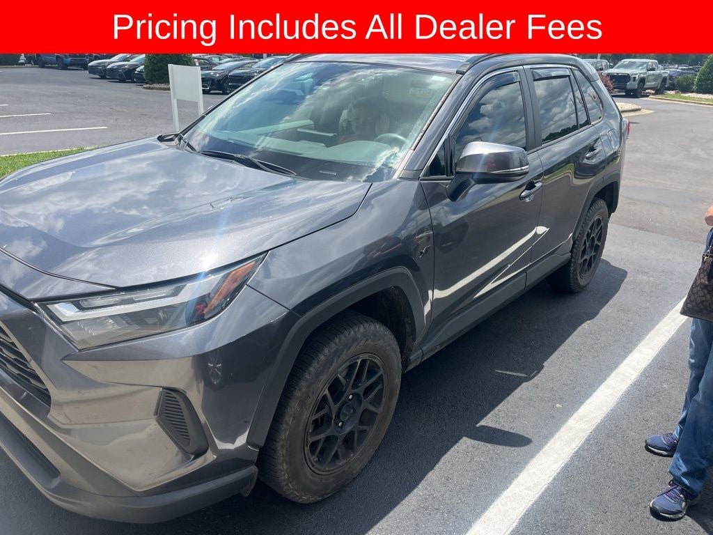 2024 Toyota RAV4 XLE