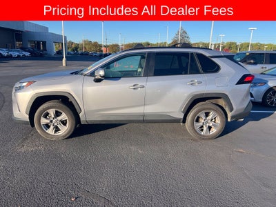 2024 Toyota RAV4 XLE