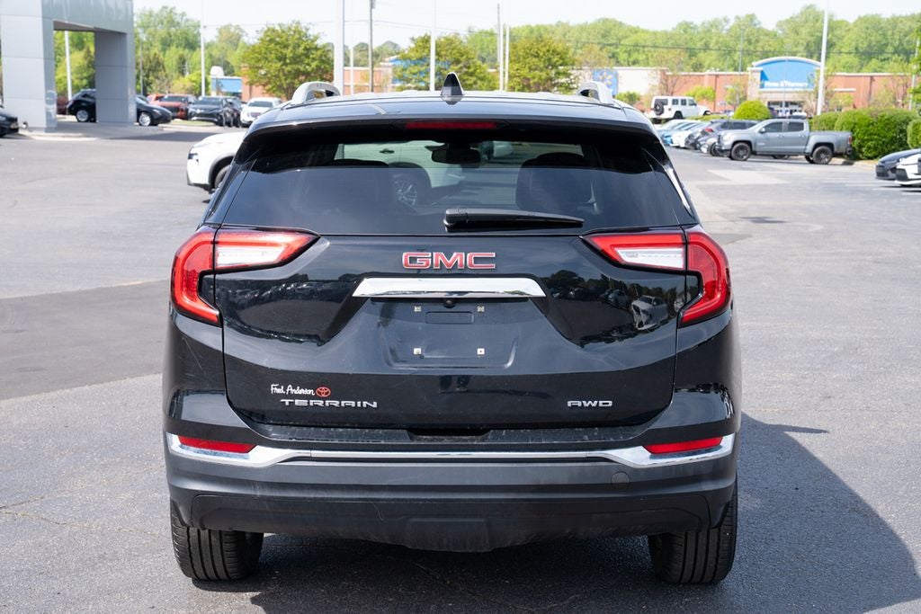 2024 GMC Terrain SLT