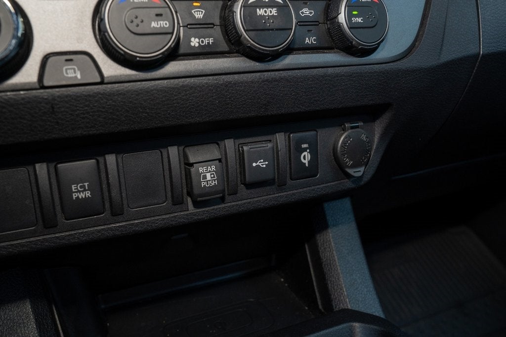 2023 Toyota Tacoma TRD Off-Road V6