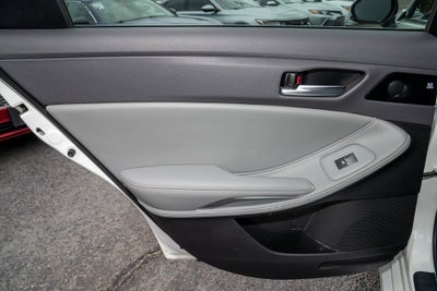 2021 Toyota Avalon Hybrid XLE Plus