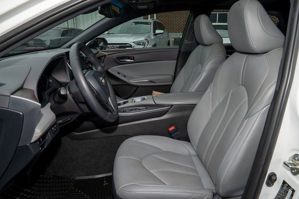 2021 Toyota Avalon Hybrid XLE Plus