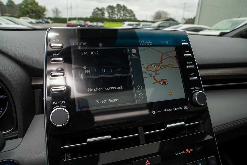 2021 Toyota Avalon Hybrid XLE Plus