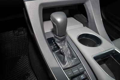 2021 Toyota Avalon Hybrid XLE Plus