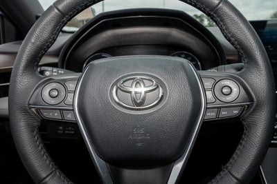 2021 Toyota Avalon Hybrid XLE Plus