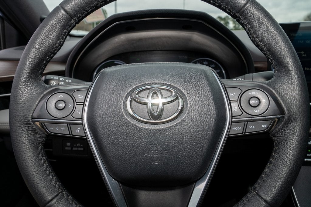 2021 Toyota Avalon Hybrid XLE Plus