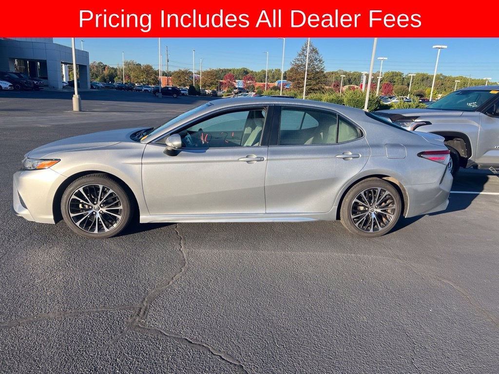 2018 Toyota Camry SE