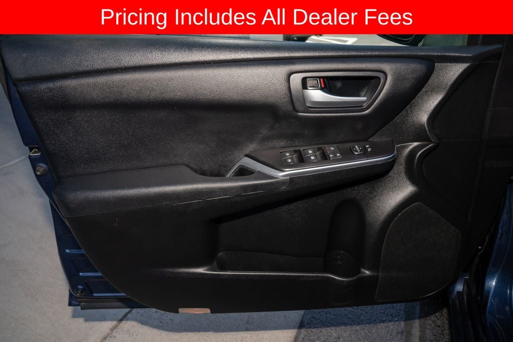 2017 Toyota Camry Hybrid LE