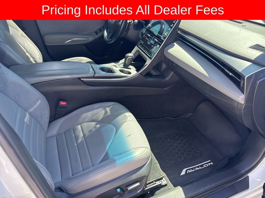 2019 Toyota Avalon XSE
