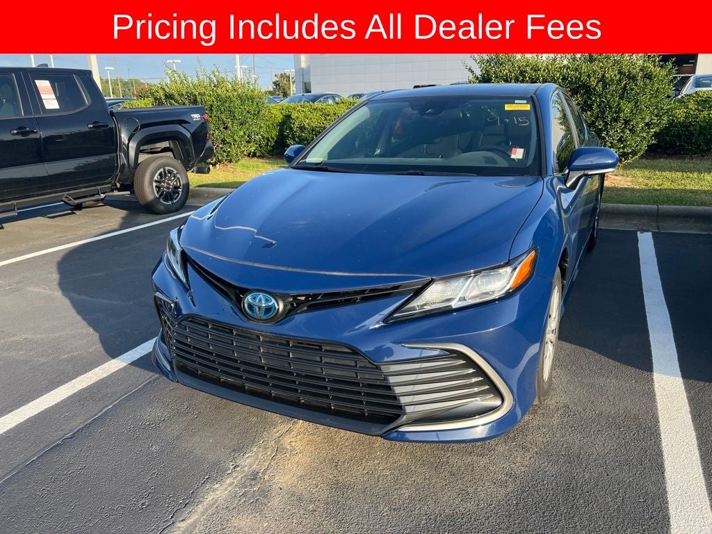 2024 Toyota Camry Hybrid LE