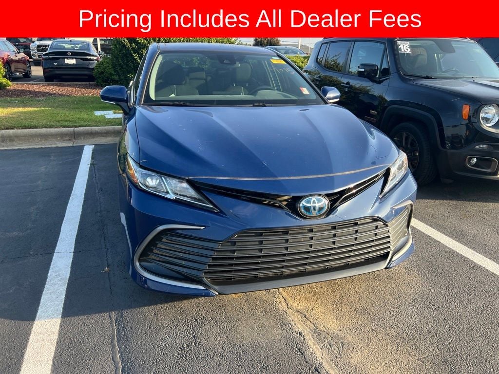 2024 Toyota Camry Hybrid LE