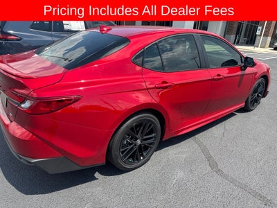 2025 Toyota Camry SE