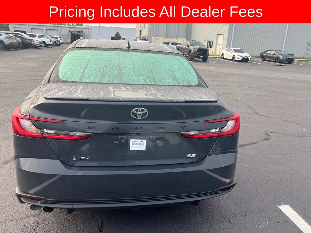 2025 Toyota Camry SE