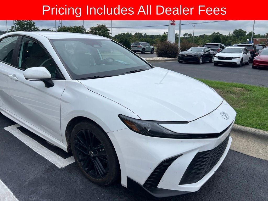 2025 Toyota Camry SE