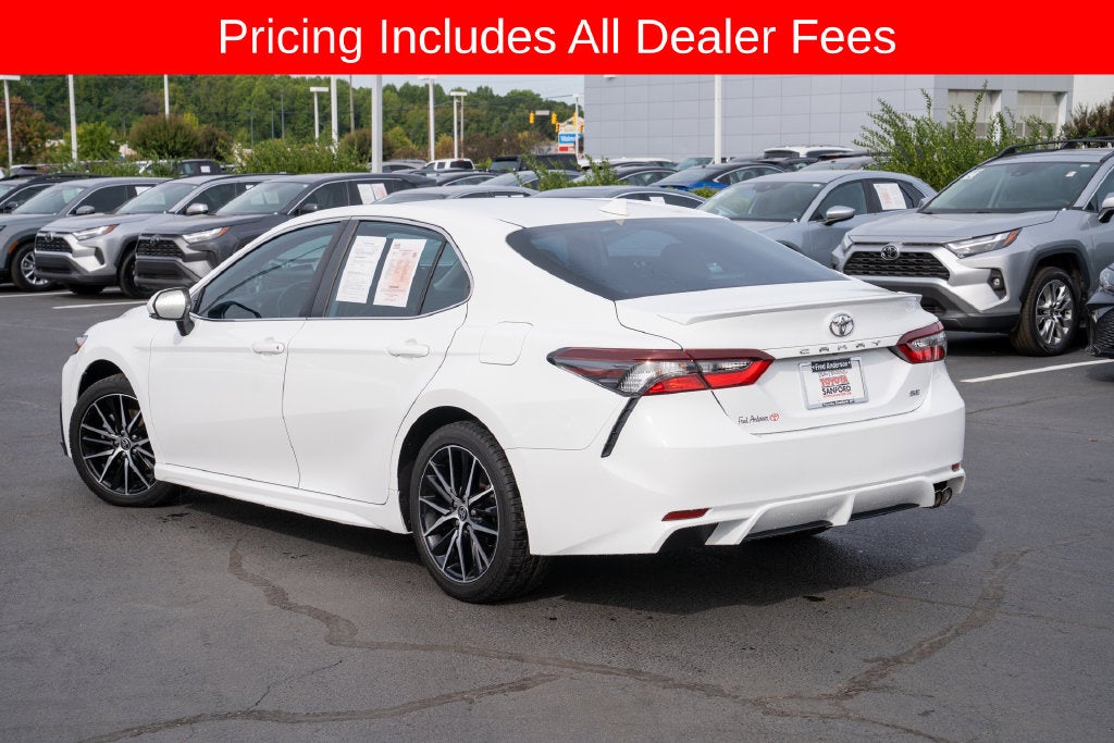 2022 Toyota Camry SE