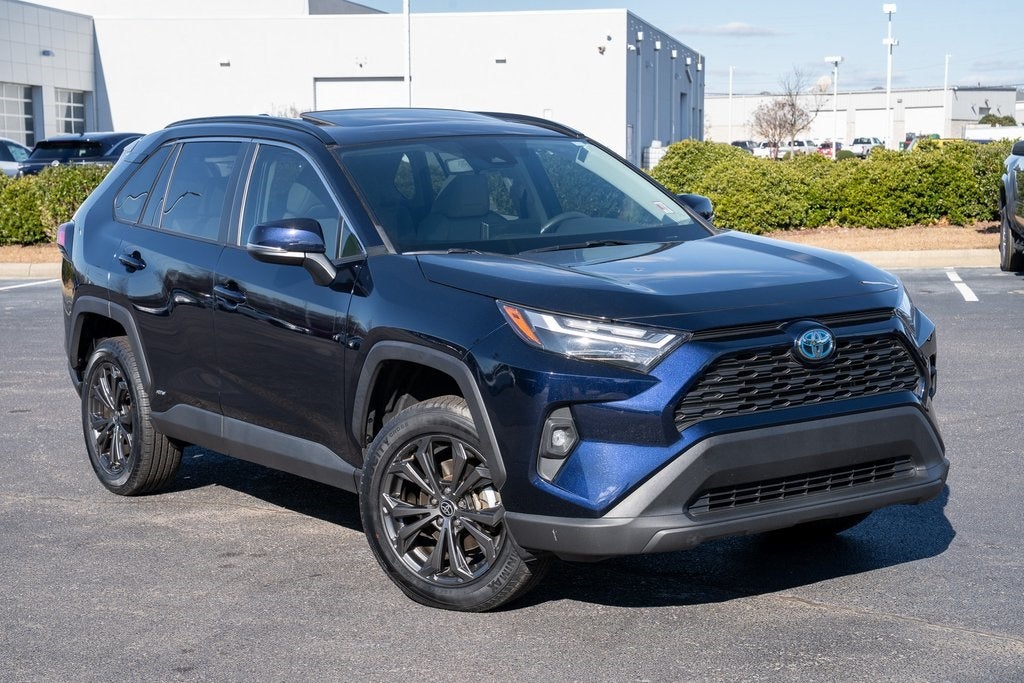 2022 Toyota RAV4 Hybrid XLE Premium