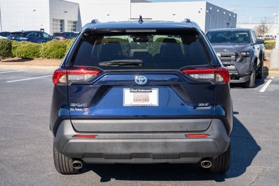 2022 Toyota RAV4 Hybrid XLE Premium