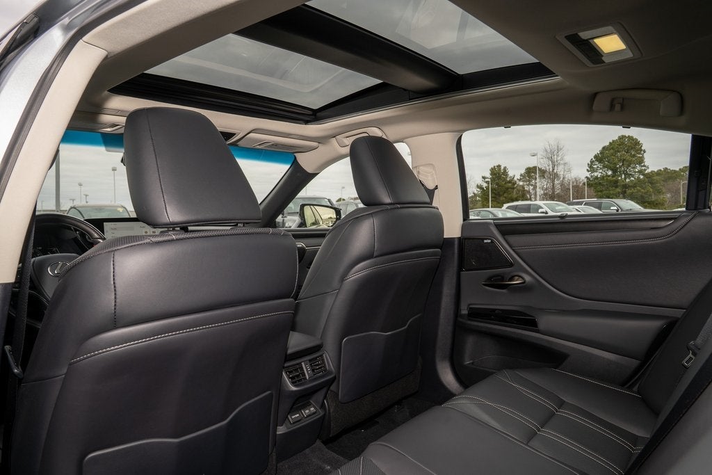 2025 Lexus ES 350 Ultra Luxury