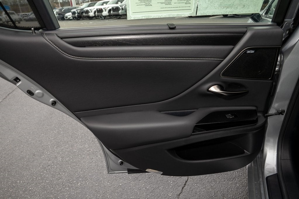 2025 Lexus ES 350 Ultra Luxury