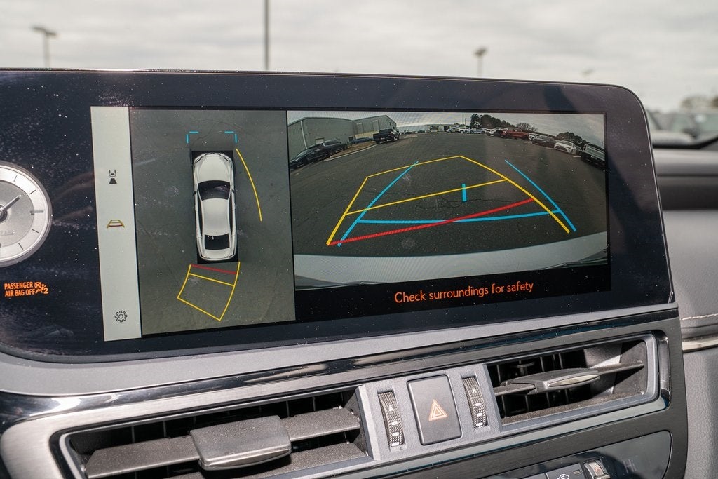 2025 Lexus ES 350 Ultra Luxury