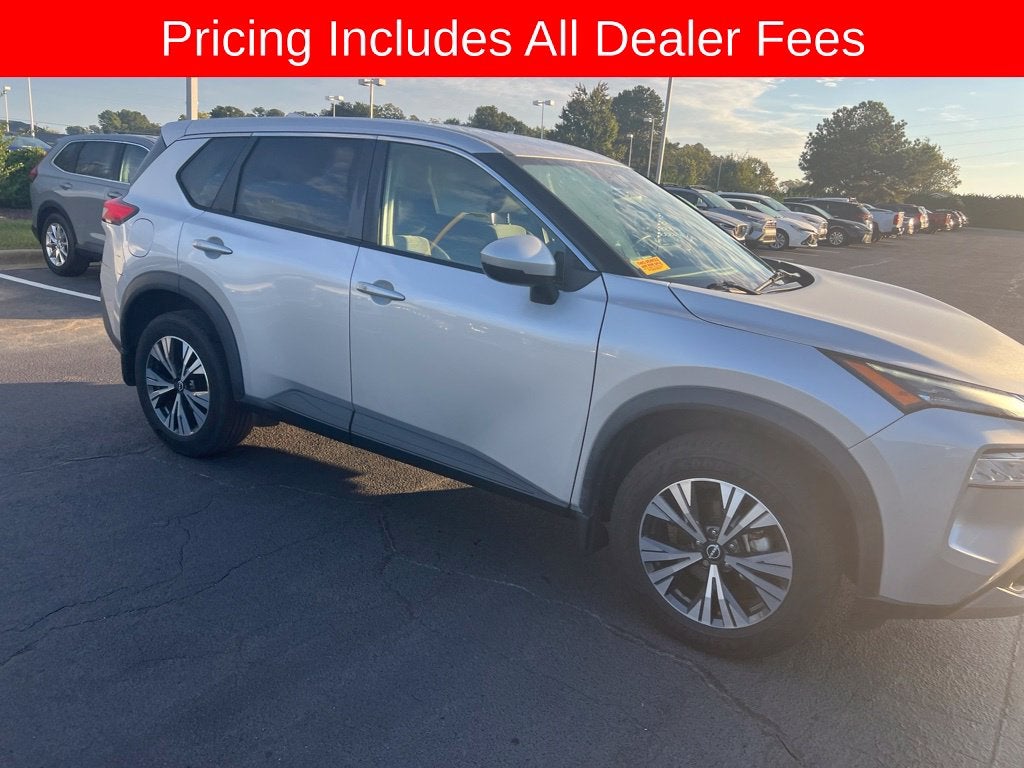 2022 Nissan Rogue SV
