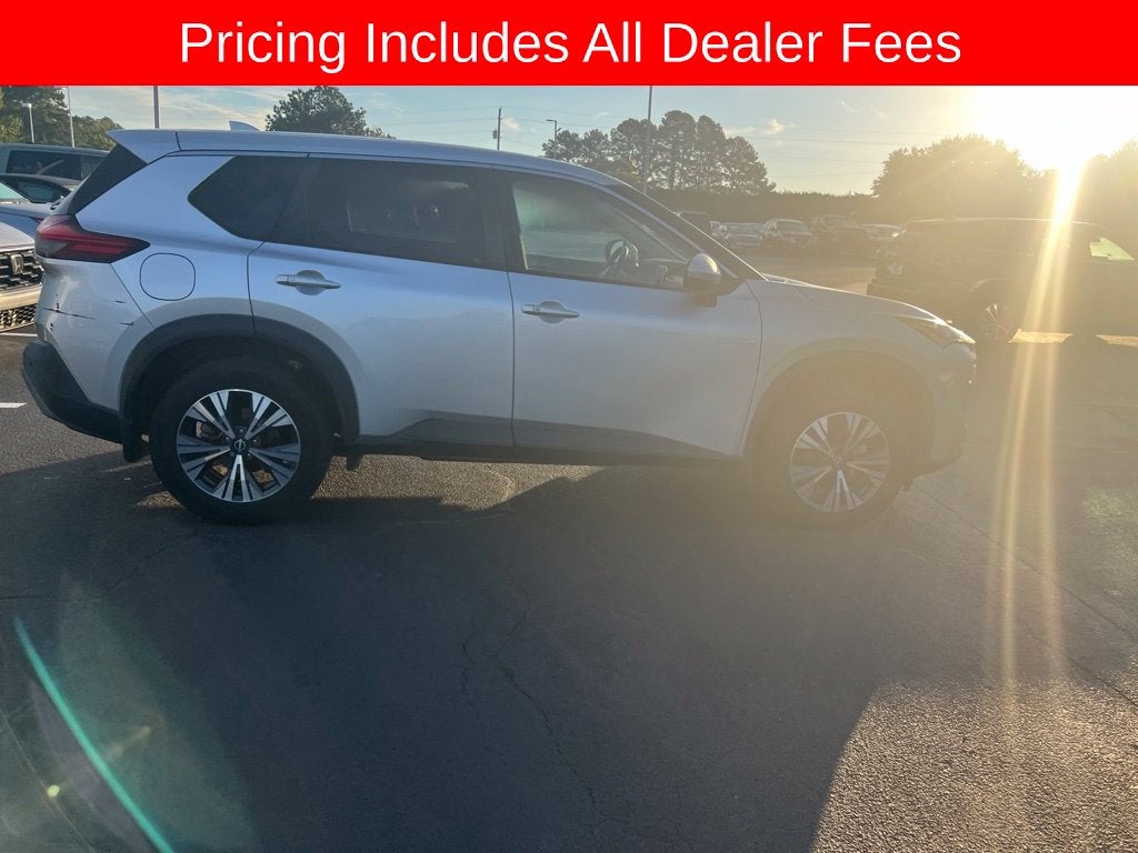 2022 Nissan Rogue SV
