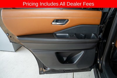 2024 Nissan Pathfinder Platinum