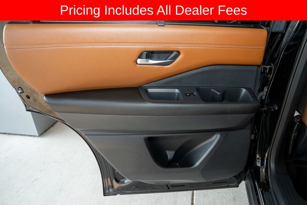 2024 Nissan Pathfinder Platinum