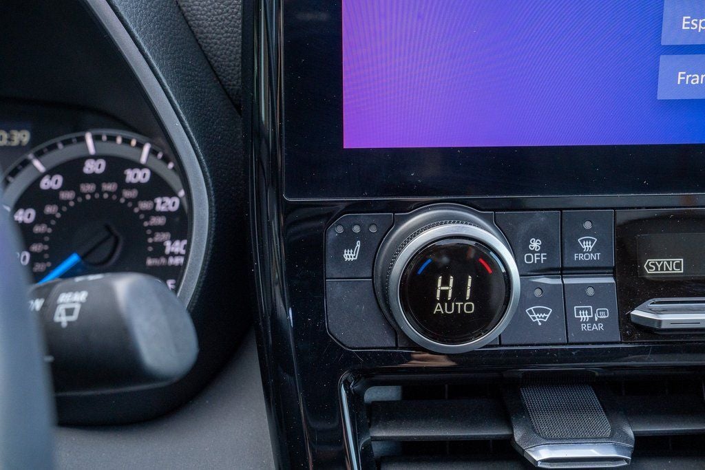 2023 Toyota Highlander Hybrid Bronze Edition