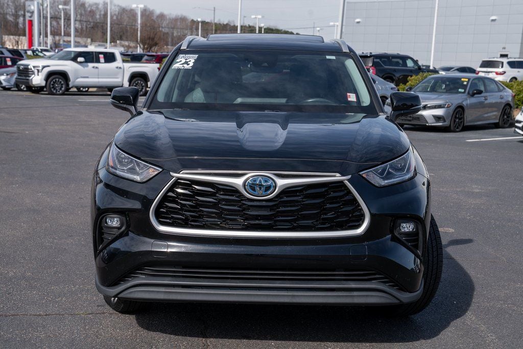2023 Toyota Highlander Hybrid Bronze Edition