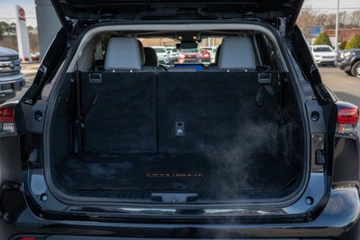 2023 Toyota Highlander Hybrid Bronze Edition