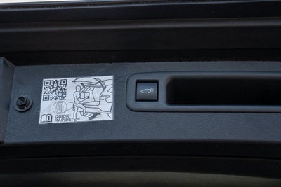 2023 Toyota Highlander Hybrid Bronze Edition