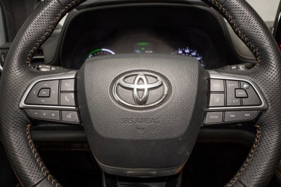 2022 Toyota Sienna Woodland Edition