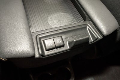 2022 Toyota Sienna Woodland Edition