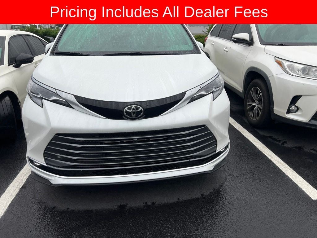 2026 Toyota Sienna Platinum 7 Passenger