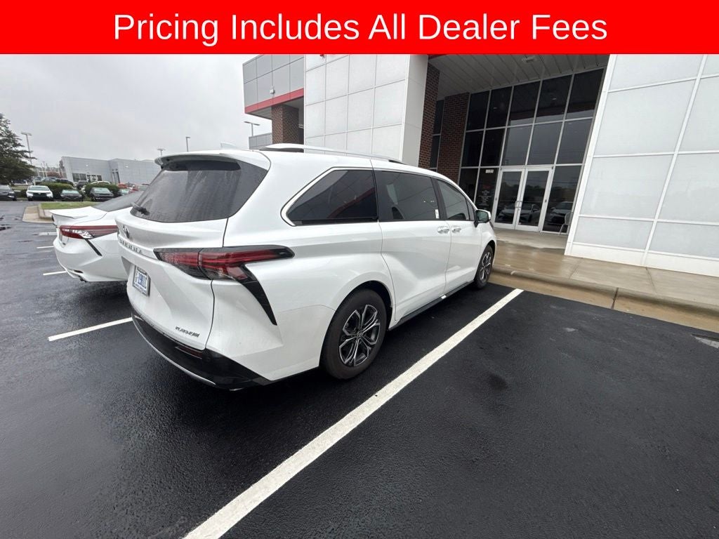 2026 Toyota Sienna Platinum 7 Passenger