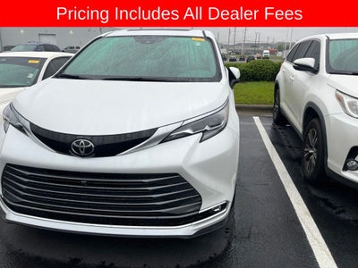 2026 Toyota Sienna Platinum 7 Passenger
