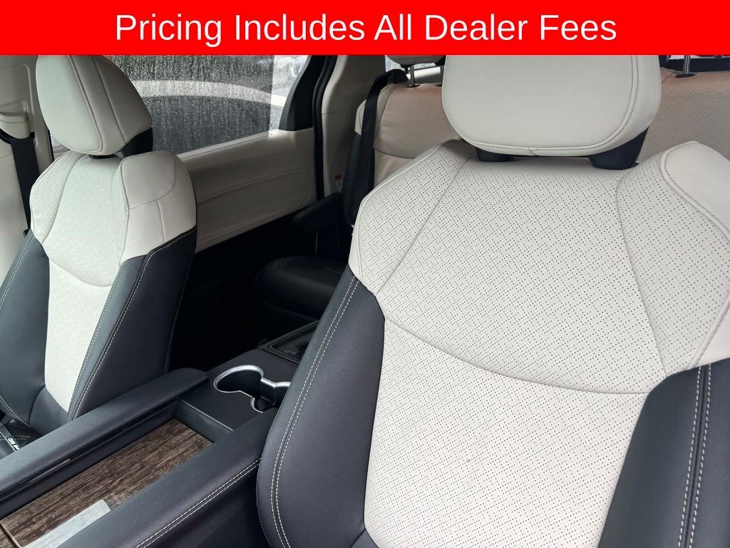 2026 Toyota Sienna Platinum 7 Passenger