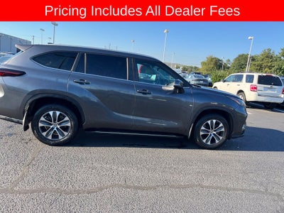 2024 Toyota Highlander XLE