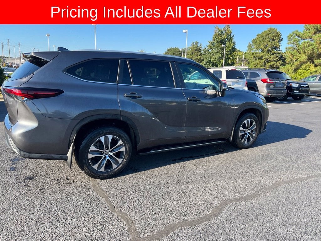 2024 Toyota Highlander XLE