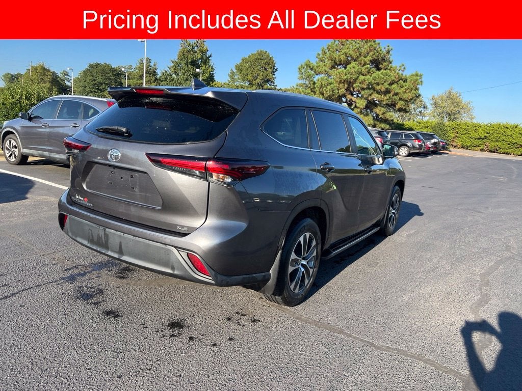 2024 Toyota Highlander XLE