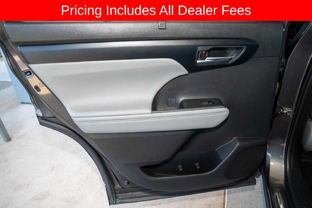 2025 Toyota Highlander XLE