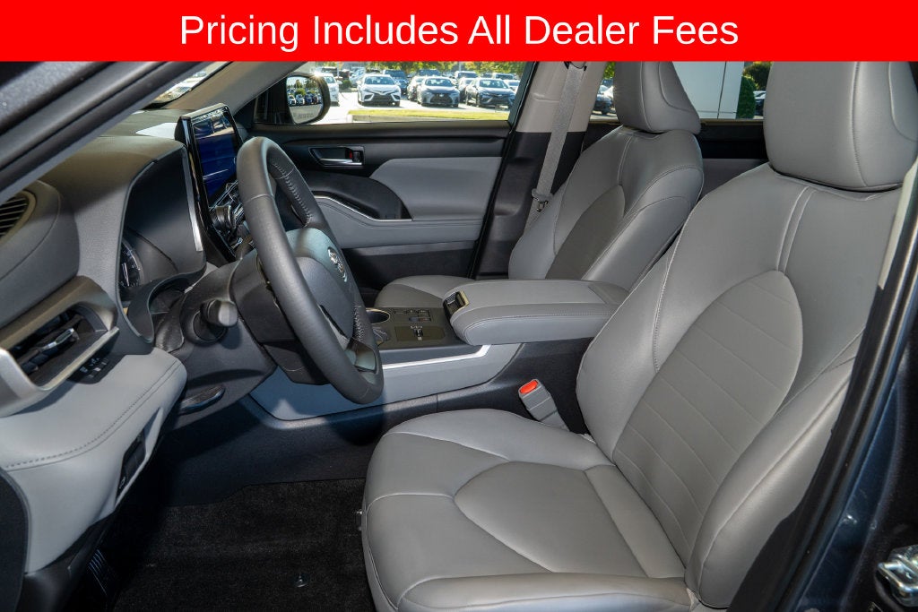2025 Toyota Highlander XLE