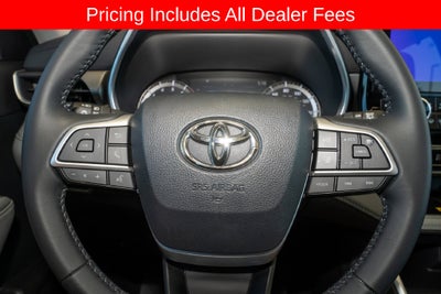 2025 Toyota Highlander XLE