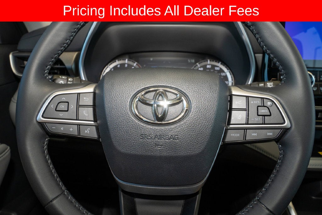 2025 Toyota Highlander XLE