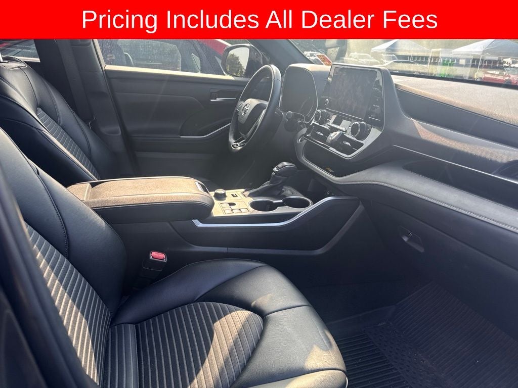 2024 Toyota Highlander XSE