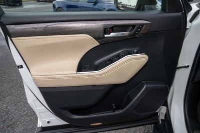 2023 Toyota Highlander Hybrid Limited