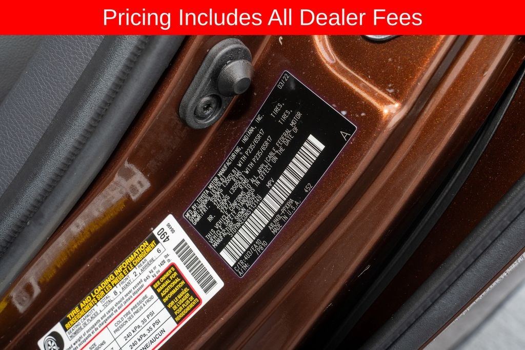 2022 Toyota Sienna XLE 8 Passenger